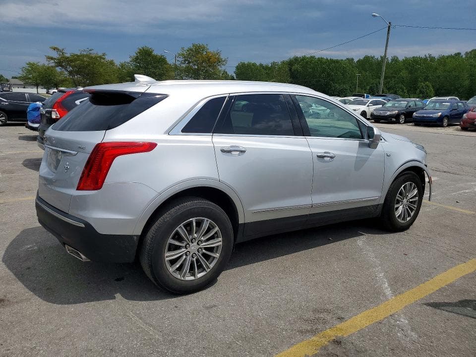 2017 CADILLAC XT5 LUXURY 3