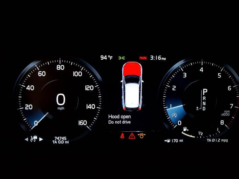 2018 VOLVO XC60 T6 R-DESIGN 9