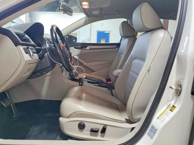 2018 VOLKSWAGEN PASSAT S 7