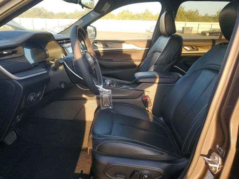 2026 JEEP GRAND CHEROKEE LIMITED 7