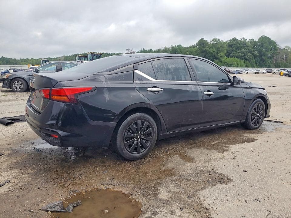 2021 NISSAN ALTIMA S 3