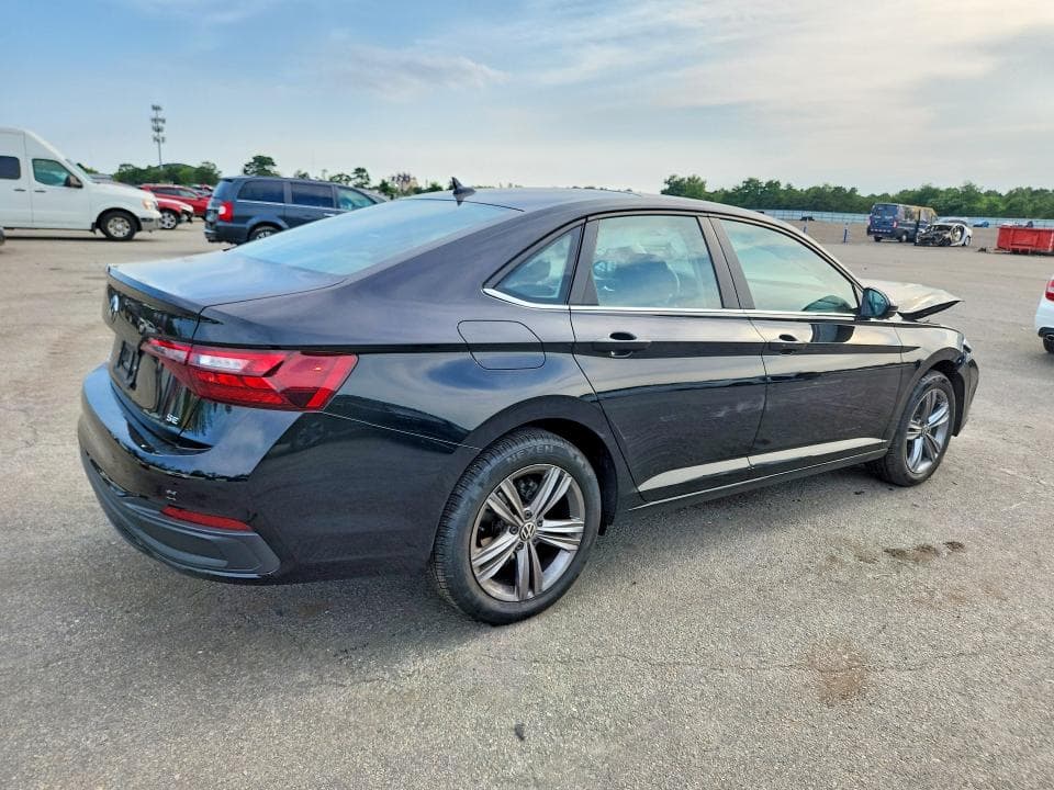 2023 VOLKSWAGEN JETTA SE 3