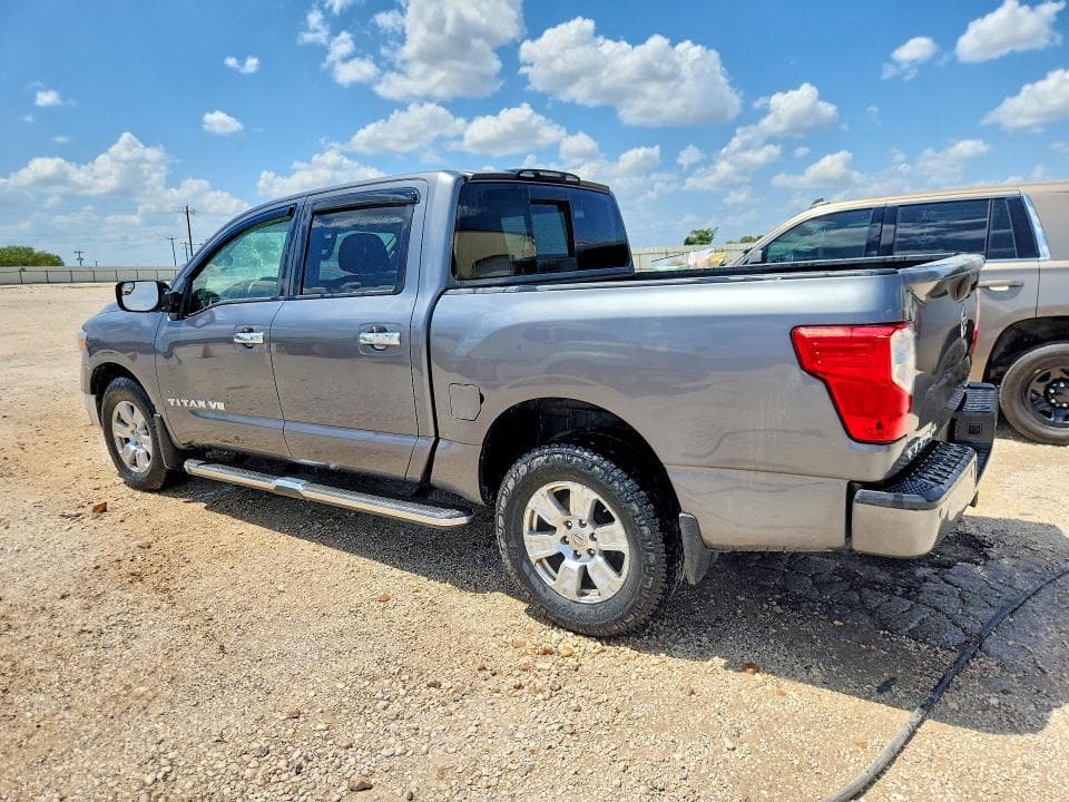 2018 NISSAN TITAN SV 2