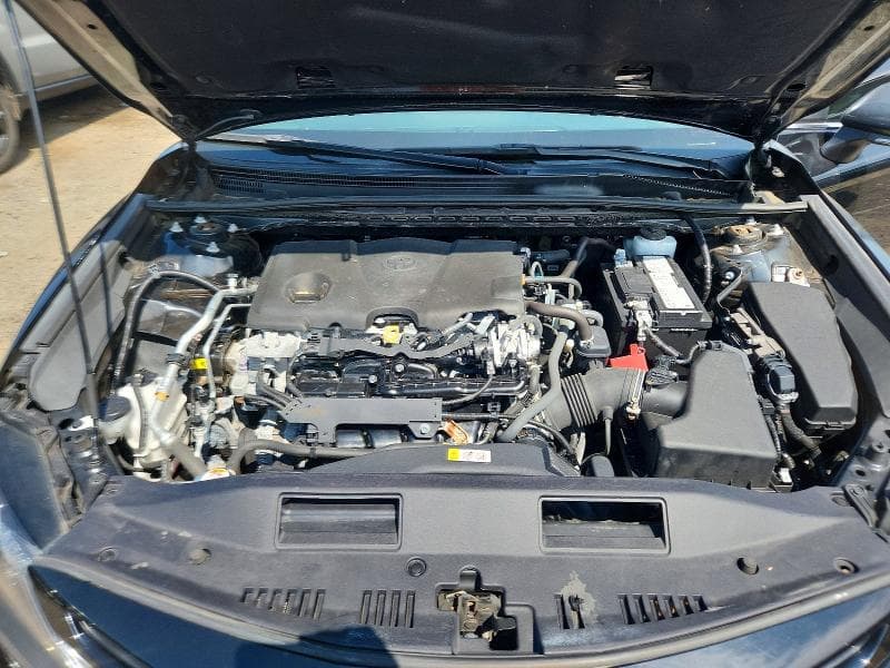 2022 TOYOTA CAMRY SE 11