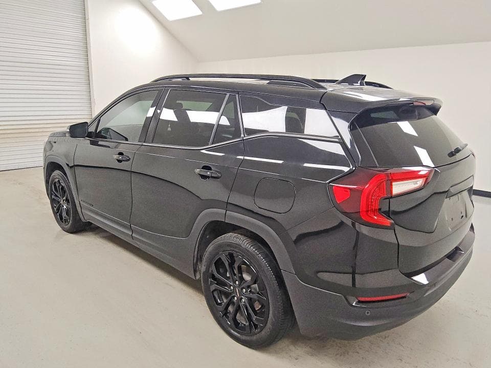 2022 GMC TERRAIN SLT 2