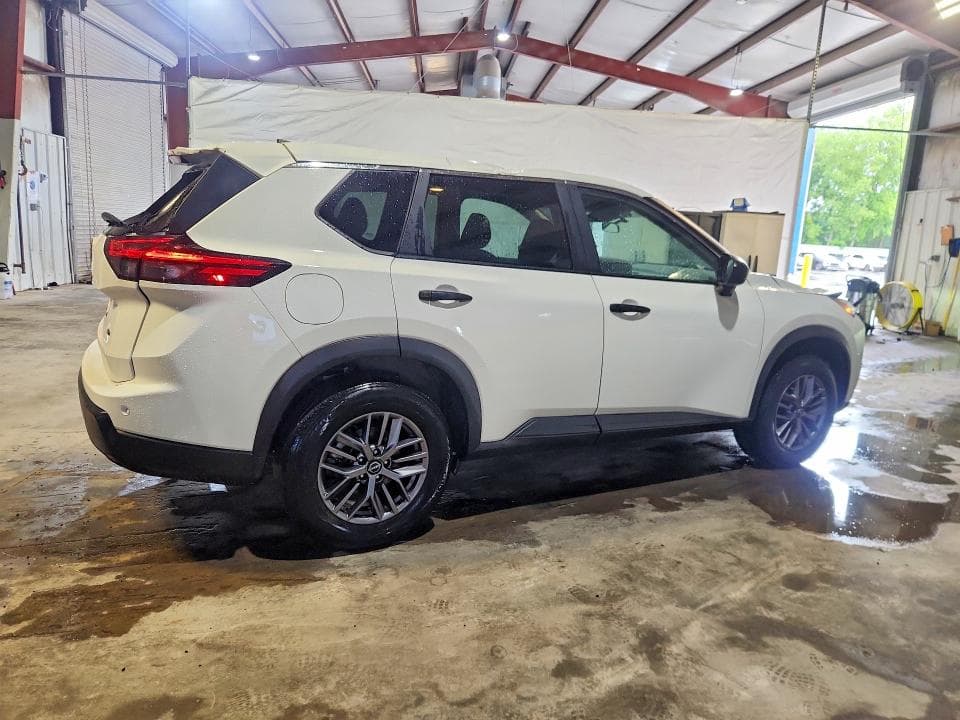 2024 NISSAN ROGUE S 3