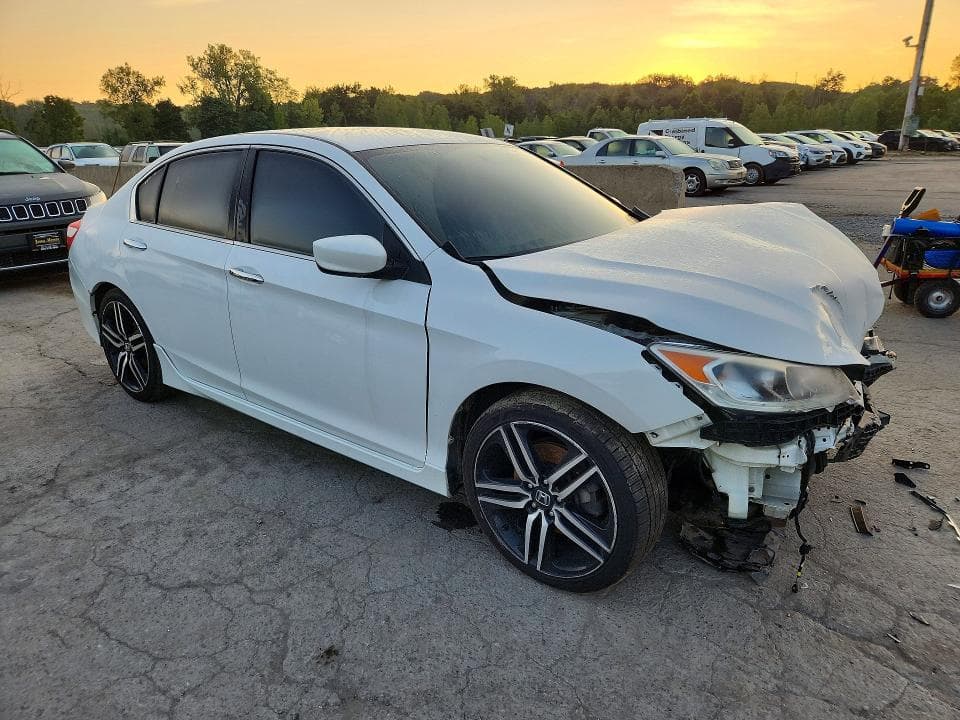 2017 HONDA ACCORD SPORT 4