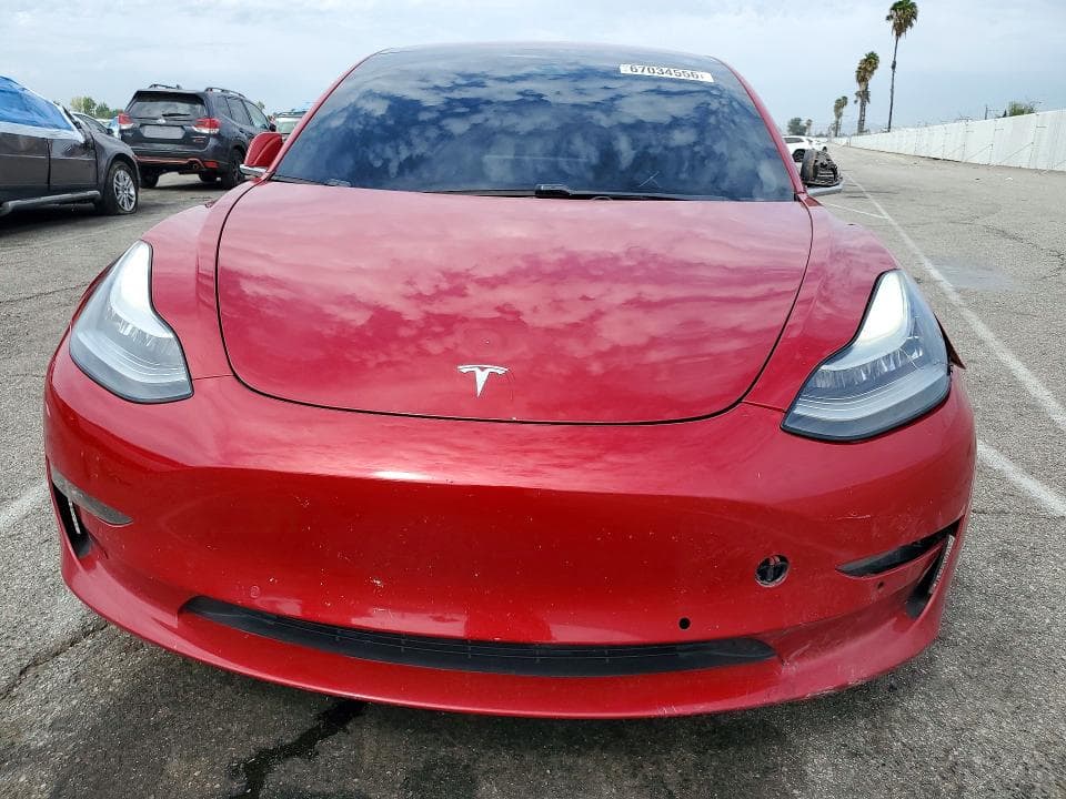 2018 TESLA MODEL 3 5