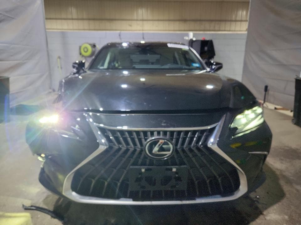 2025 LEXUS ES 350 ULTRA LUXURY 5