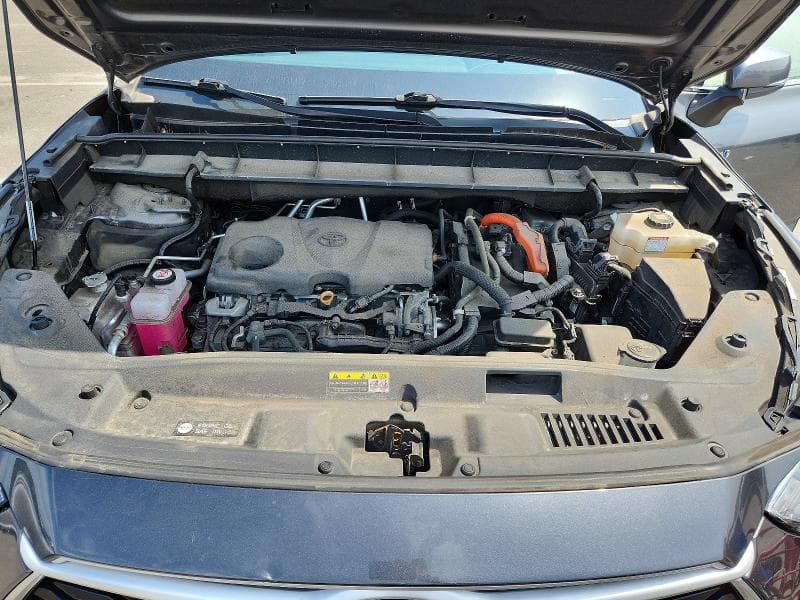 2021 TOYOTA HIGHLANDER HYBRID LE 12