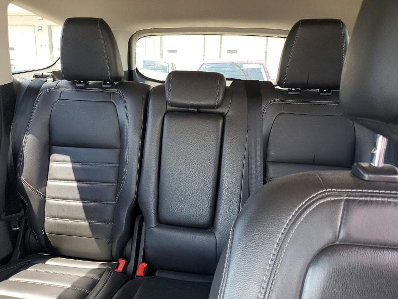 2017 FORD ESCAPE TITANIUM 10
