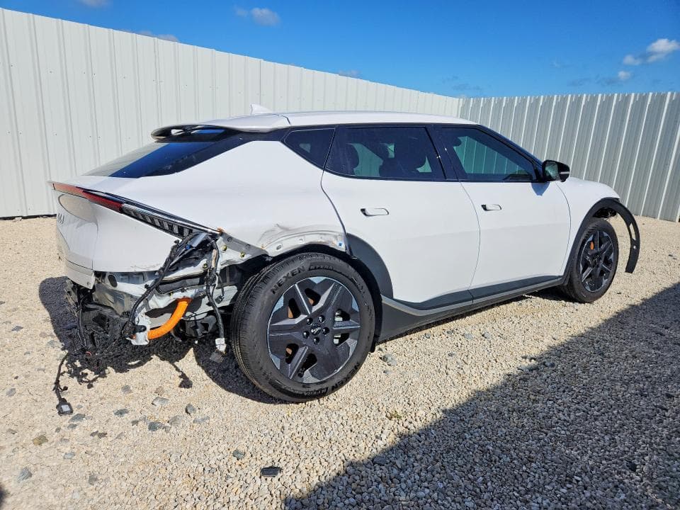 2025 KIA EV6 LIGHT LONG RANGE 3