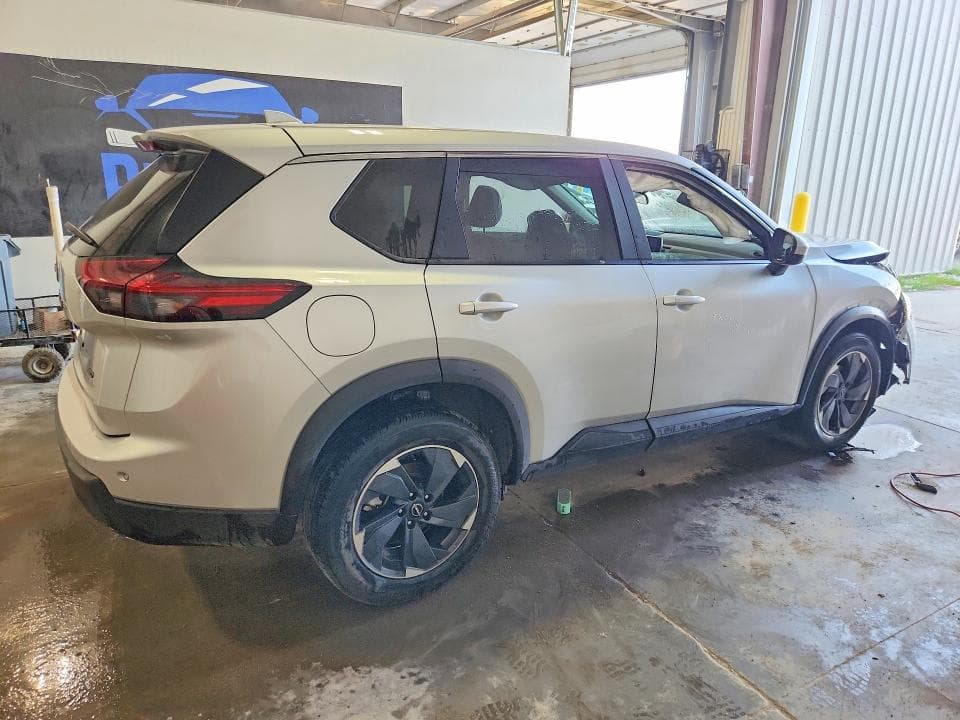 2025 NISSAN ROGUE SV 3