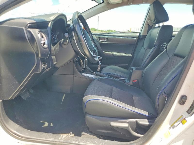2018 TOYOTA COROLLA SE 7