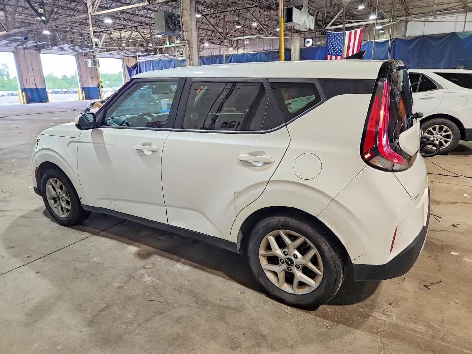 2023 KIA SOUL LX 2