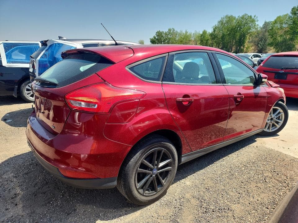 2017 FORD FOCUS SE 3