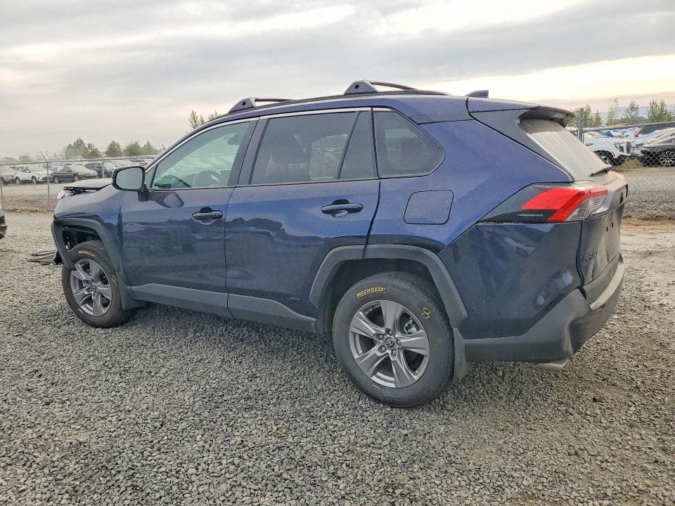 2025 TOYOTA RAV4 HYBRID XLE 2