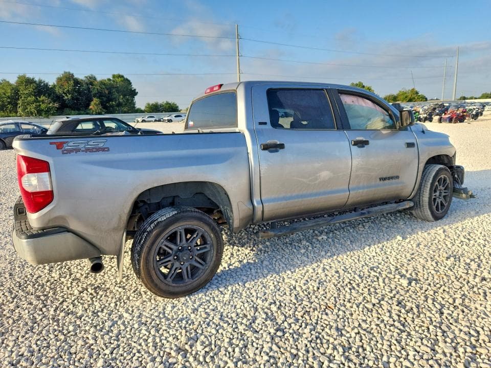 2019 TOYOTA TUNDRA CREWMAX SR5 3