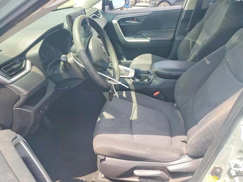 2019 TOYOTA RAV4 XLE 7