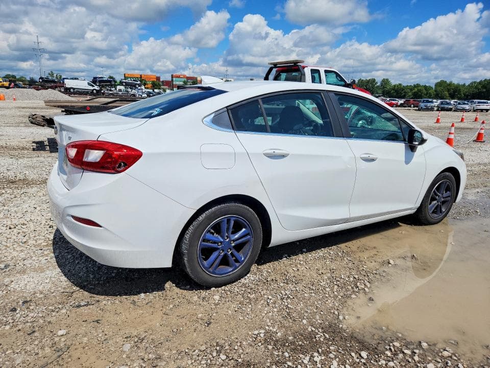 2017 CHEVROLET CRUZE LT 3