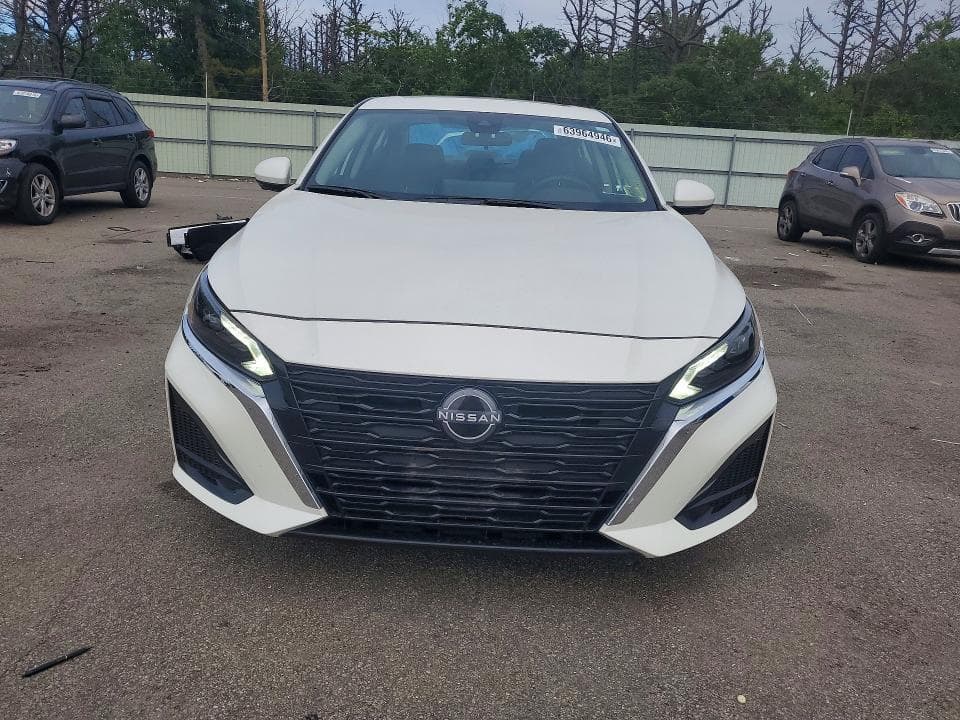 2025 NISSAN ALTIMA SL 5