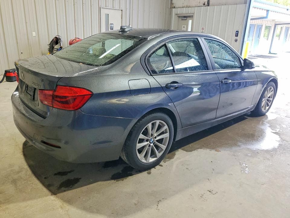 2018 BMW 320 XI 3