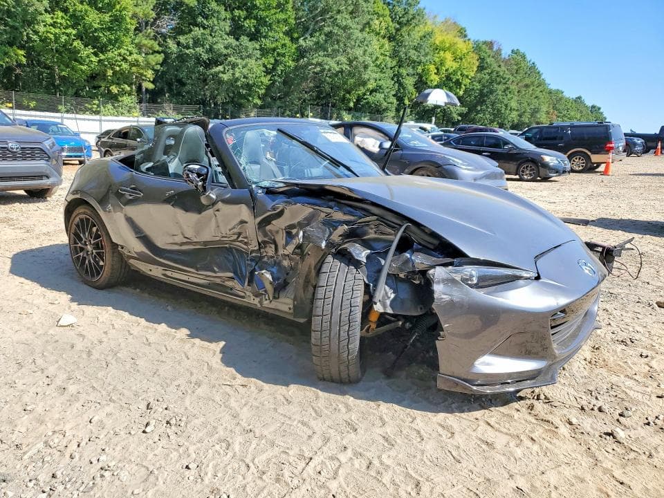 2023 MAZDA MX-5 MIATA CLUB 4