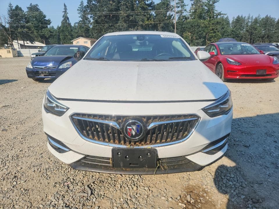 2018 BUICK REGAL ESSENCE 5