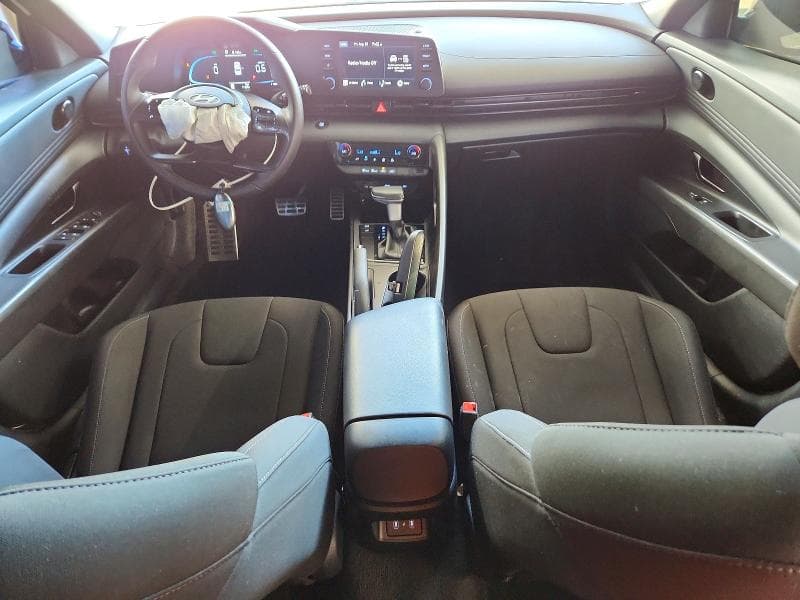 2025 HYUNDAI ELANTRA SEL SPORT 8