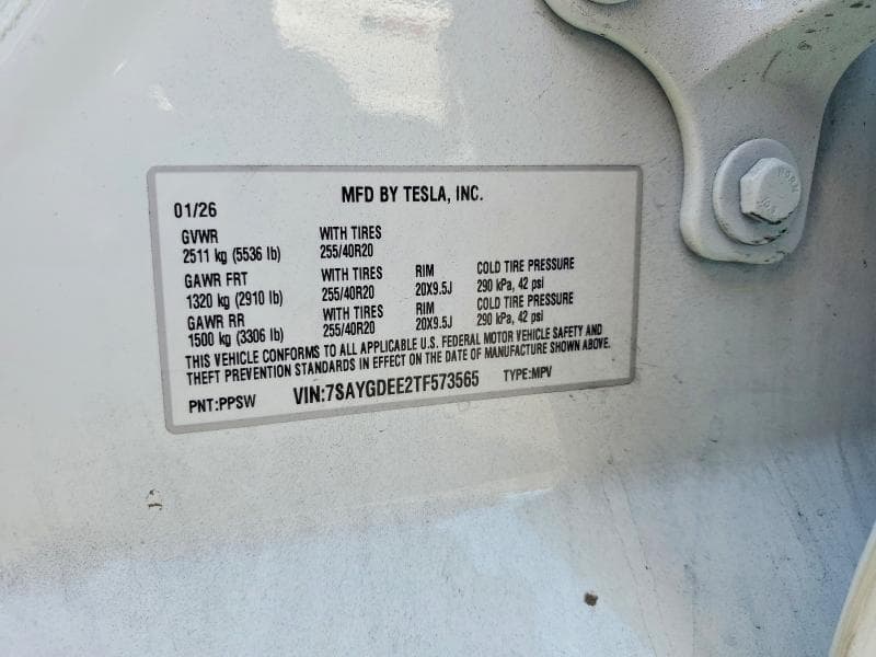 2026 TESLA MODEL Y 12