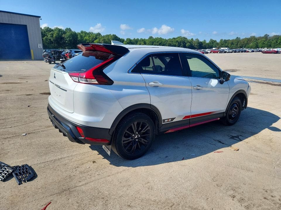 2024 MITSUBISHI ECLIPSE CROSS LE 3
