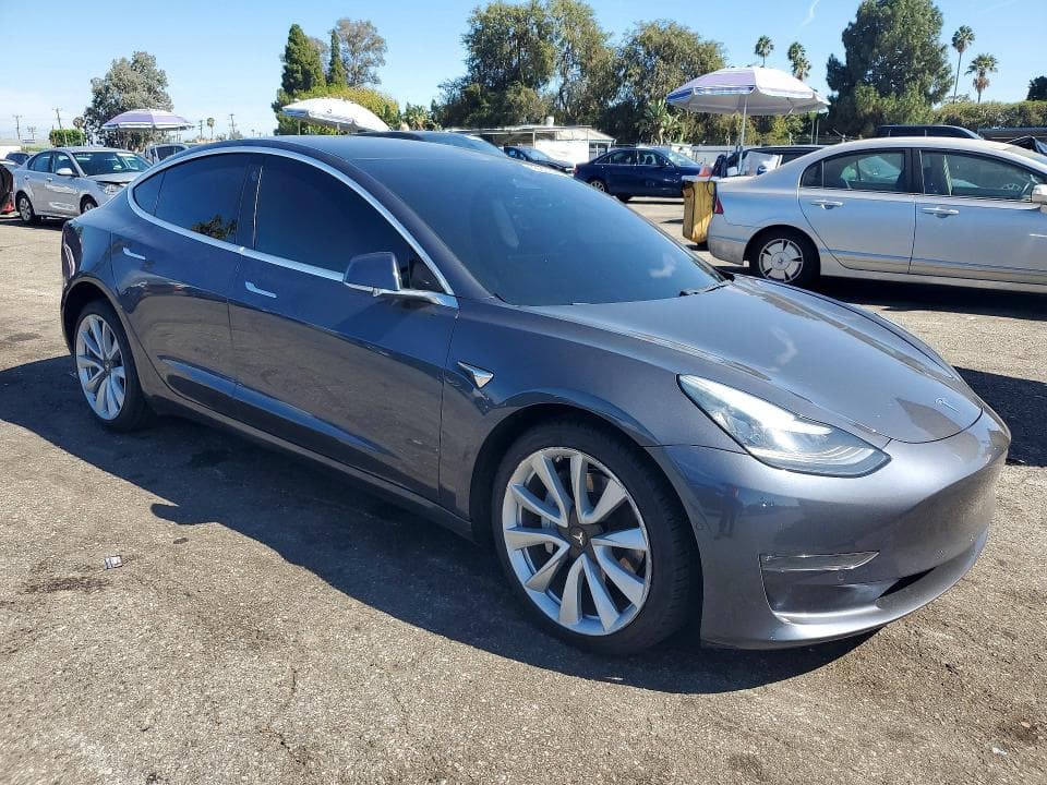 2020 TESLA MODEL 3 4