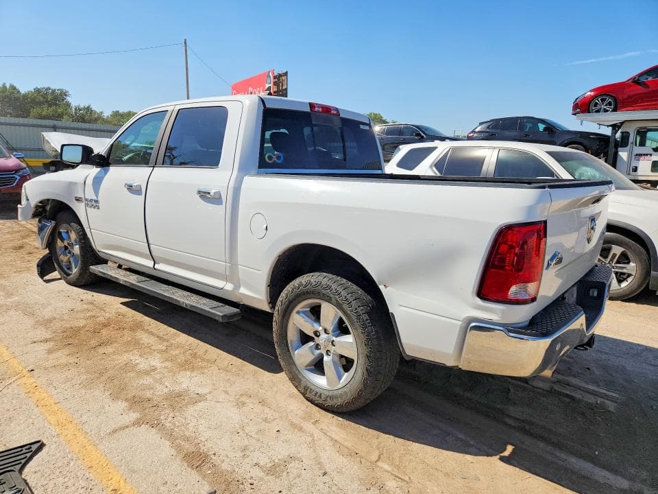 2018 RAM 1500 SLT 2