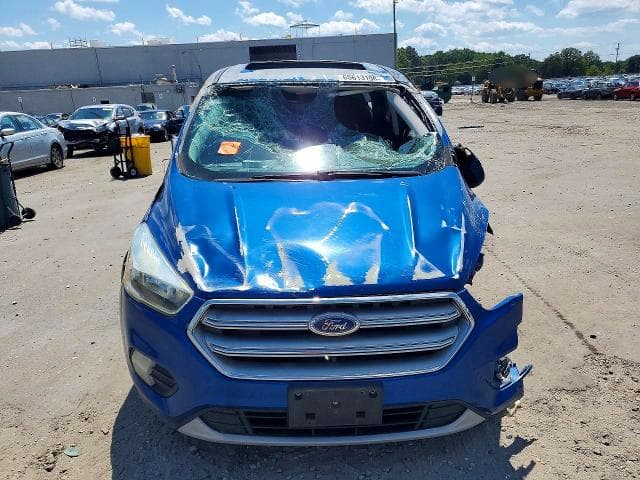2017 FORD ESCAPE SE 5
