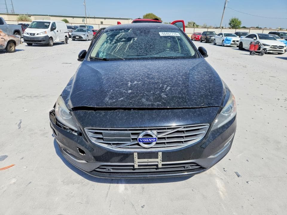 2017 VOLVO S60 PLATINUM 5