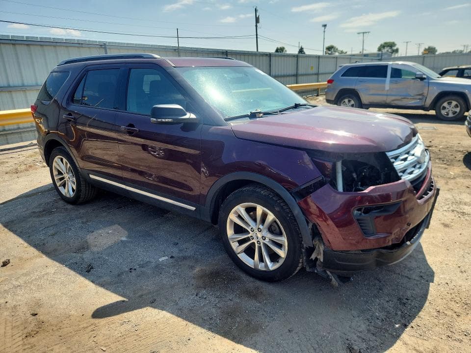 2019 FORD EXPLORER XLT 4
