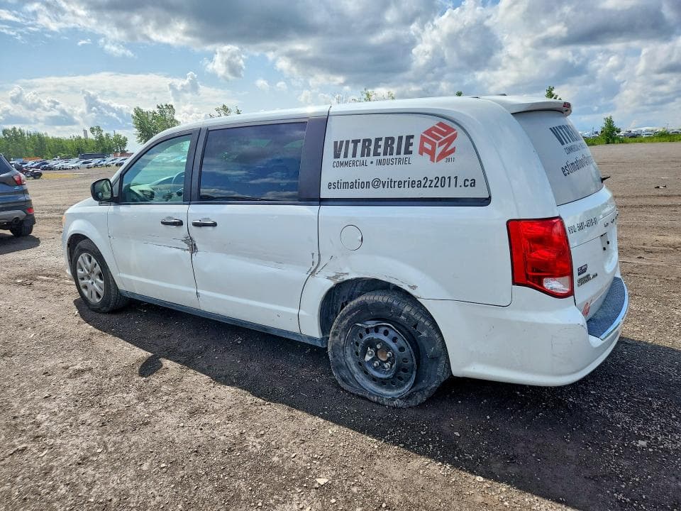 2019 DODGE GRAND CARAVAN SE 2