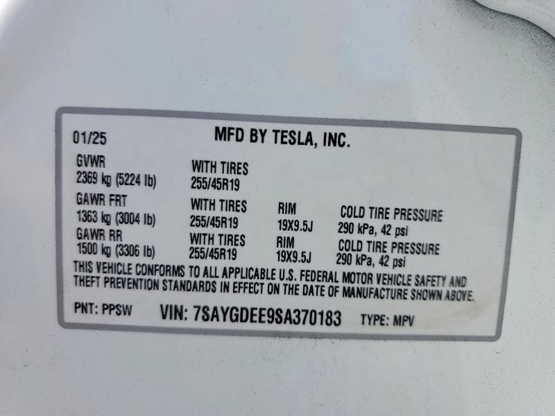 2025 TESLA MODEL Y 13
