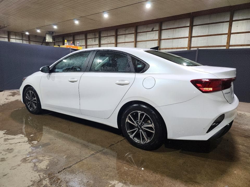 2024 KIA FORTE LXS 2