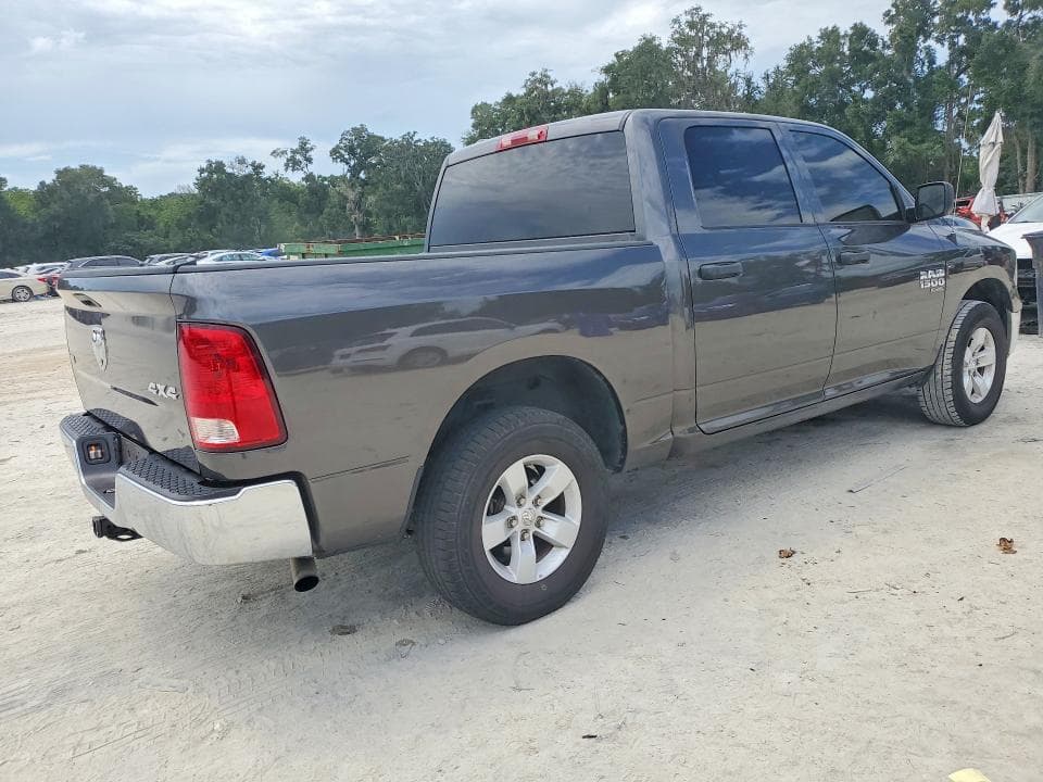 2022 RAM 1500 CLASSIC SLT 3