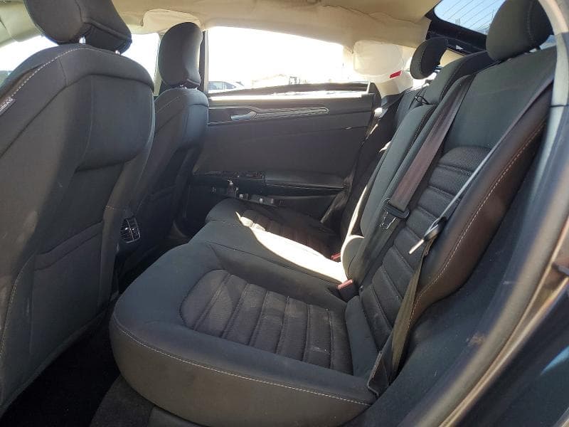 2019 FORD FUSION SE 10