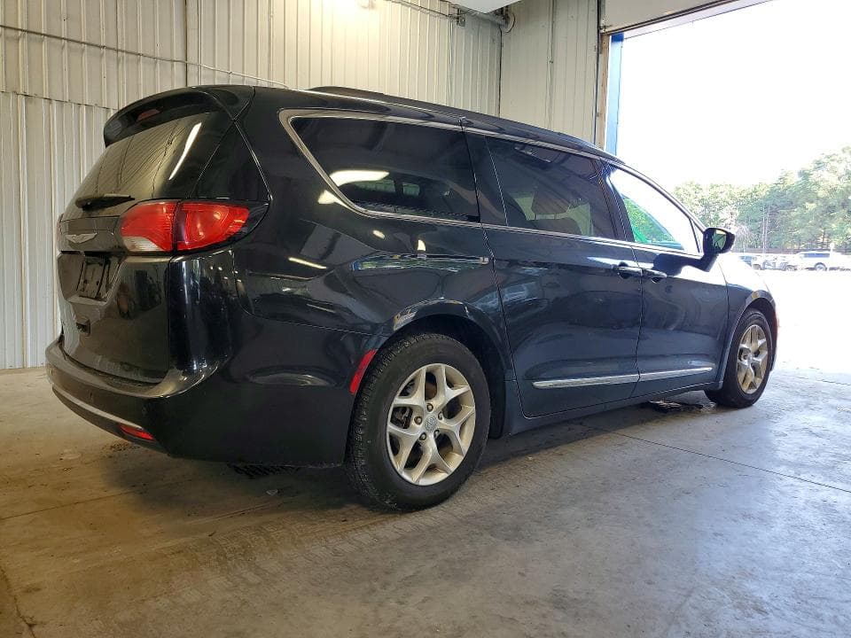 2017 CHRYSLER PACIFICA TOURING L 3