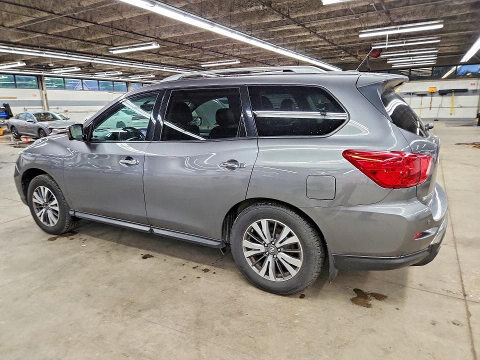 2017 NISSAN PATHFINDER S 2