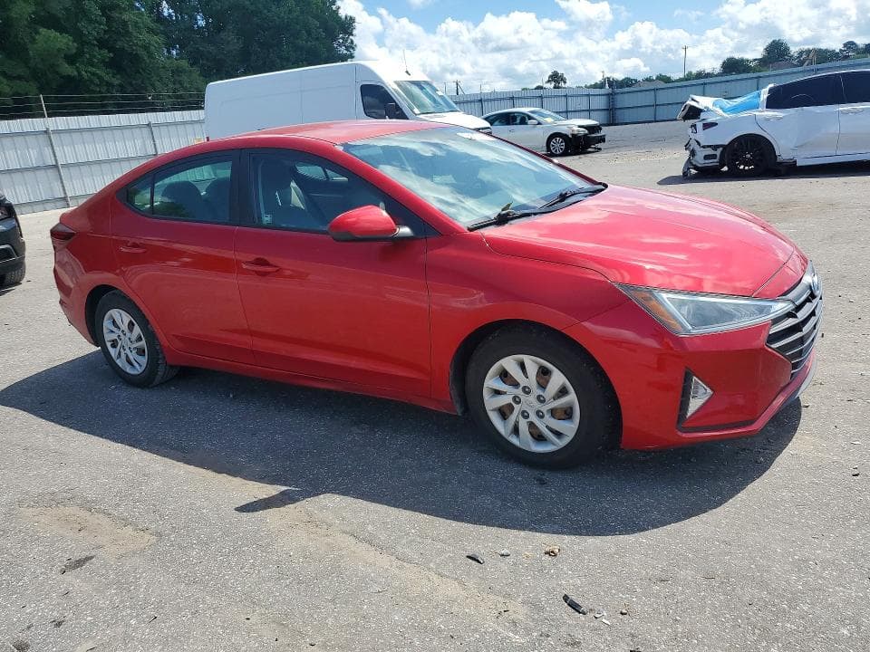 2020 HYUNDAI ELANTRA SE 4
