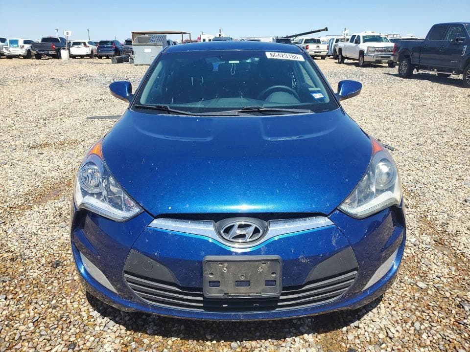 2017 HYUNDAI VELOSTER BASE 5
