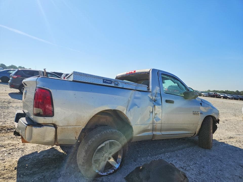 2017 RAM 1500 ST 3