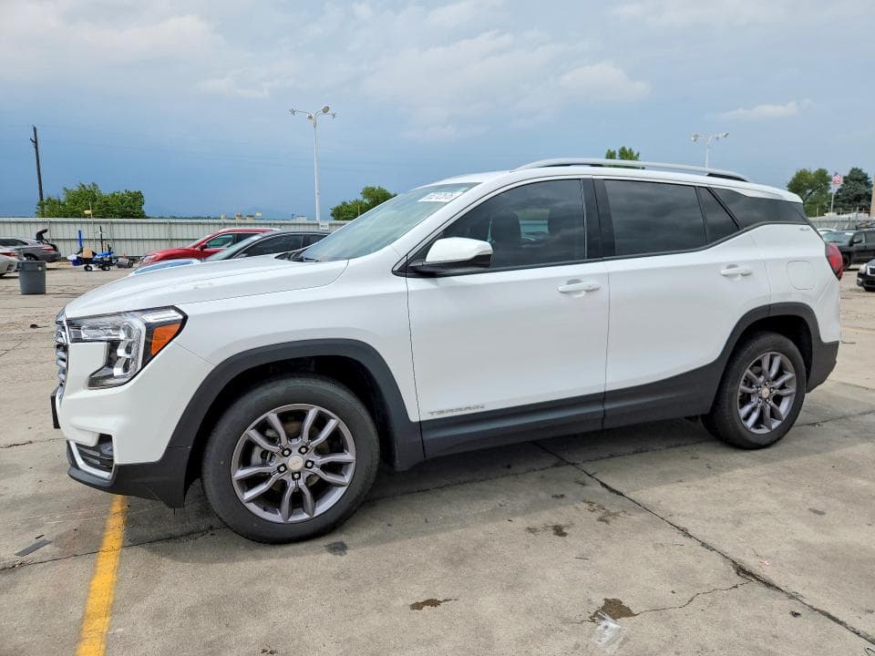 2023 GMC TERRAIN SLT - 1