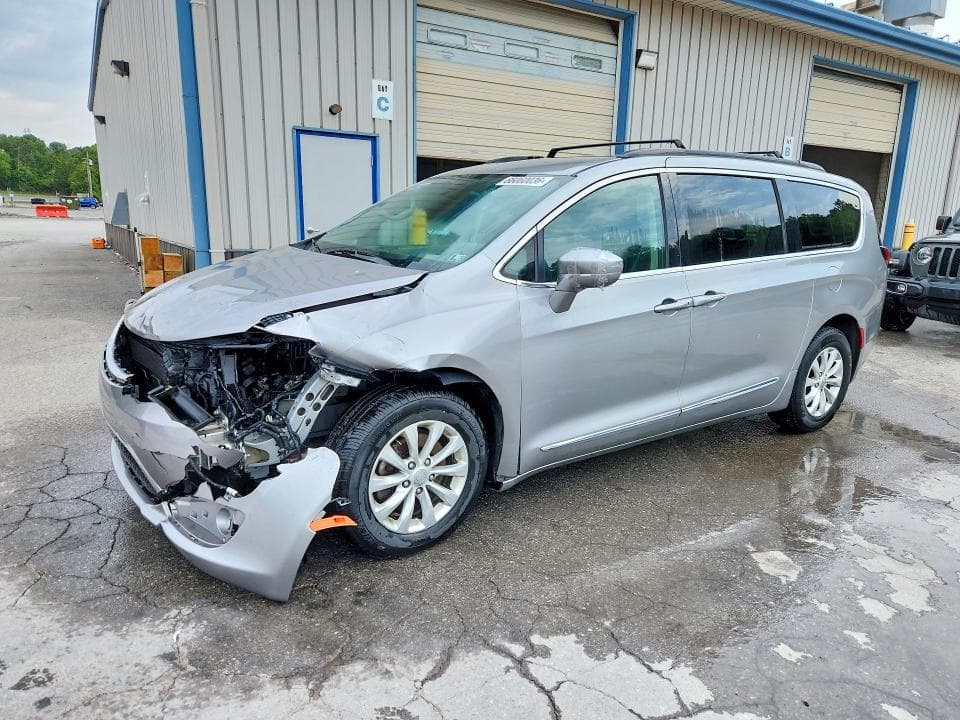 2017 CHRYSLER PACIFICA TOURING L - 1
