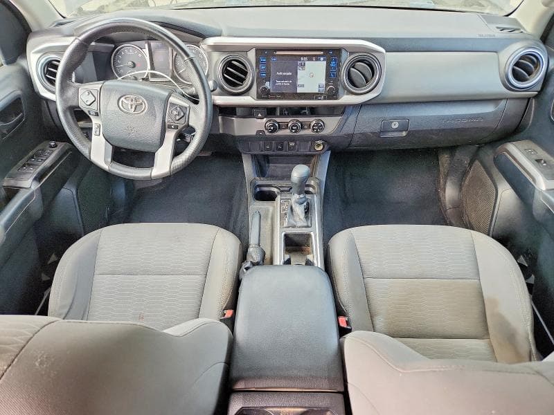 2017 TOYOTA TACOMA SR5 V6 8