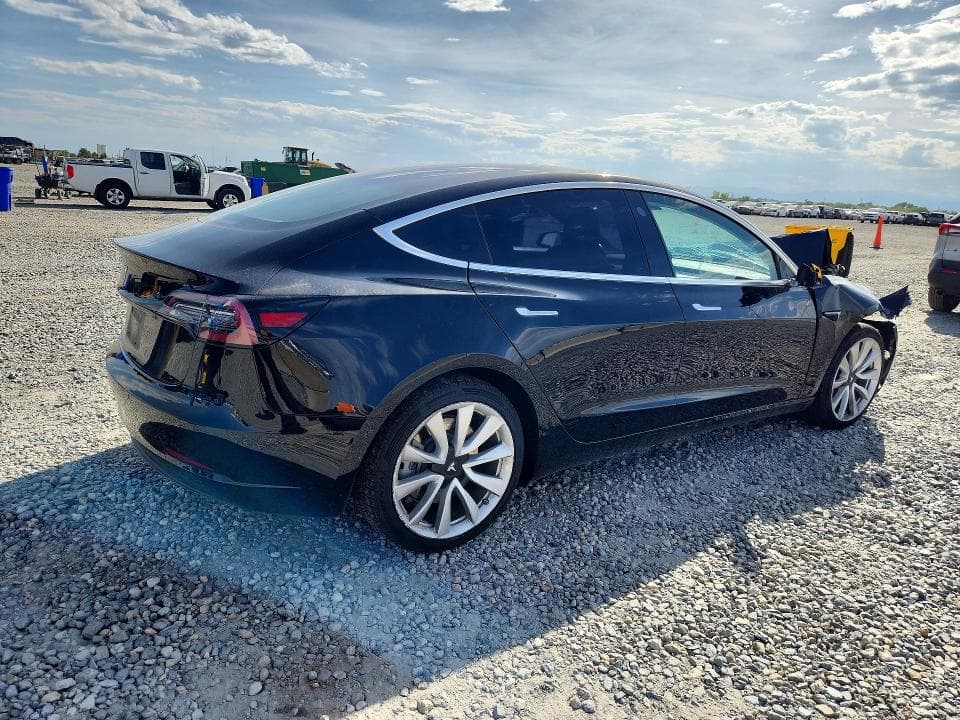 2018 TESLA MODEL 3 3